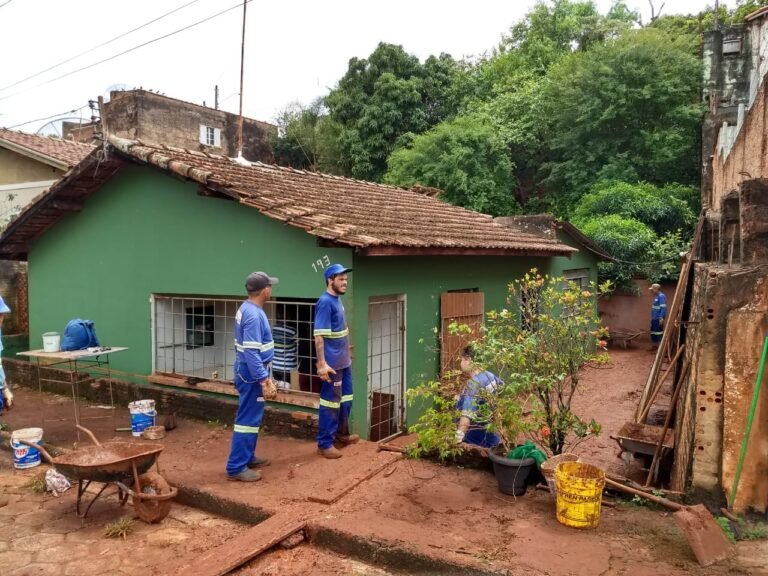 Chuvas causam alagamentos em São Manuel