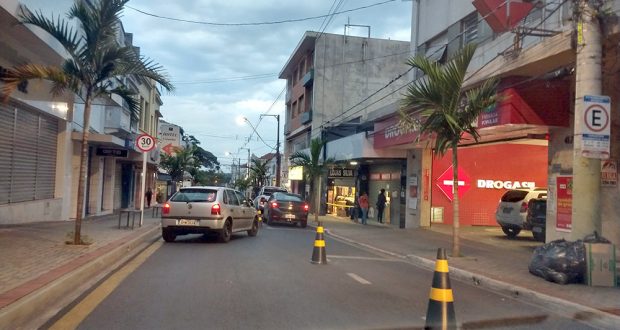 616EA696-299B-4B98-928F-7C557AE12530 Botucatu: Loja é lacrada por descumprir decreto que limita atendimento durante a pandemia de covid-19