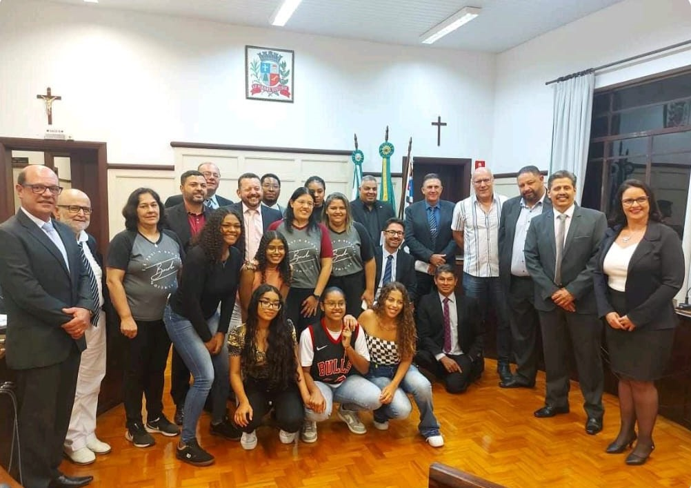 image Time de basquetebol da escola Baida está entre os 06 melhores do estado