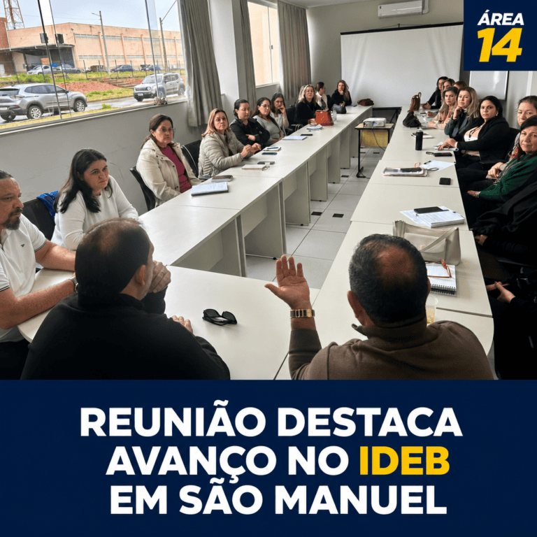 REUNIÃO NA SECRETARIA DA EDUCAÇÃO DESTACA AVANÇO NO IDEB E OUVE DEMANDAS DAS ESCOLAS