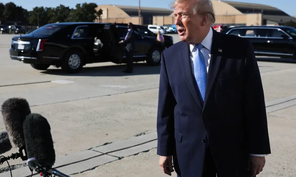 Trump questiona eleição brasileira e Alckmin rebate: “equivocado”
